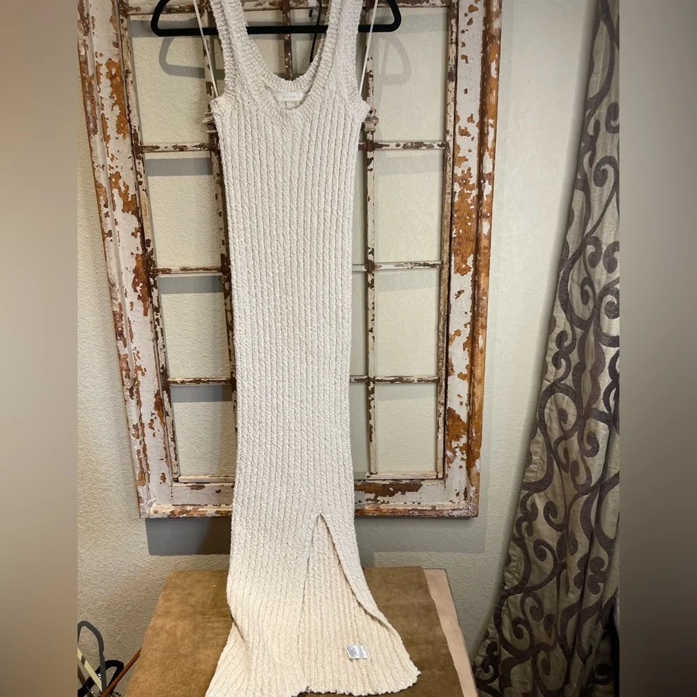 Sleeveless Midi Sweater Dress - Picture 6 of 12